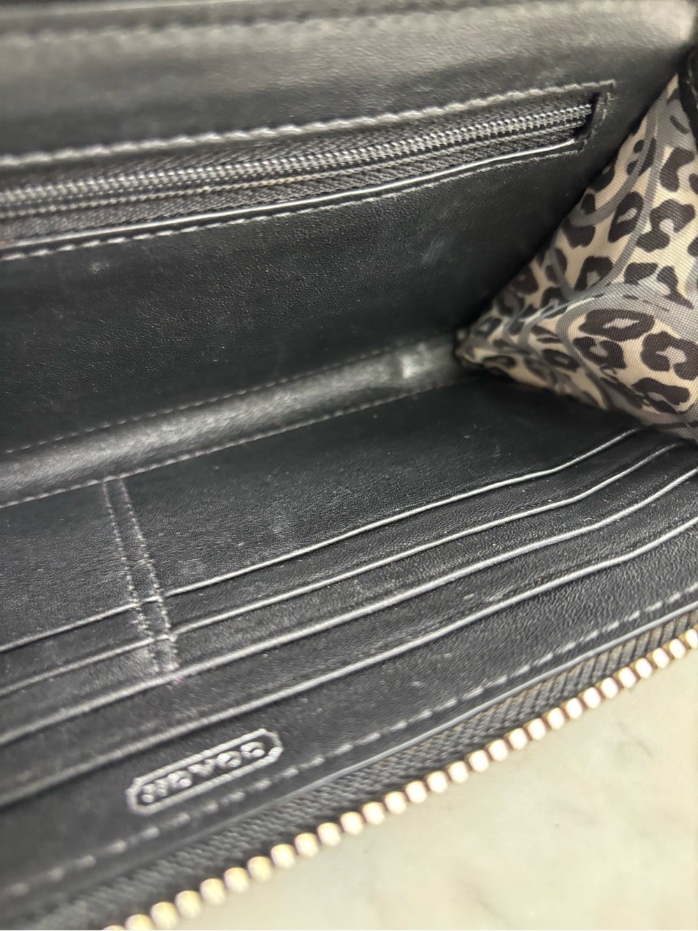 Coach Black Poppy Patent Leather Wristlet/Wallet - Picture 15 of 15